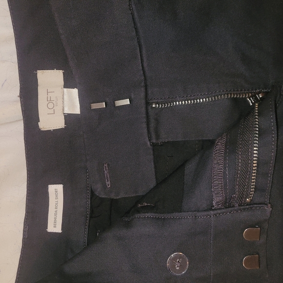 LOFT Bermuda Roll Black Shorts 4 - Picture 2 of 3